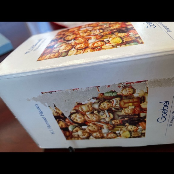 Vintage, Goebel M.J.Hummel, “Retreat to Safety”, 4inch, 201/2/0, #832, TMK 6 - Picture 5 of 10